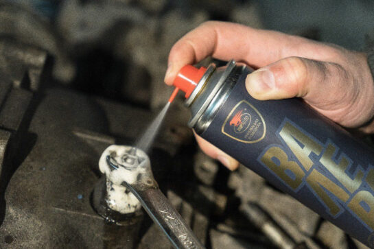 «瓦列拉»多工农润滑油