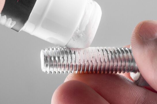 突破性产品：陶瓷润滑脂棒