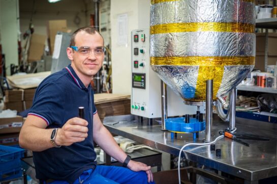 油脂棒即将开始销售